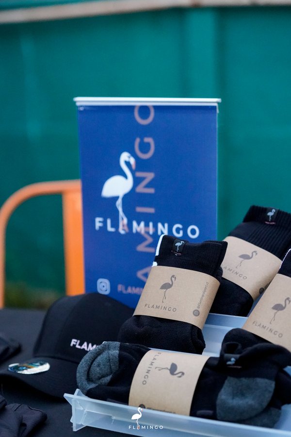 Parina Negro — Calcetín Corto para Tenis y Pádel Flamingo Sports